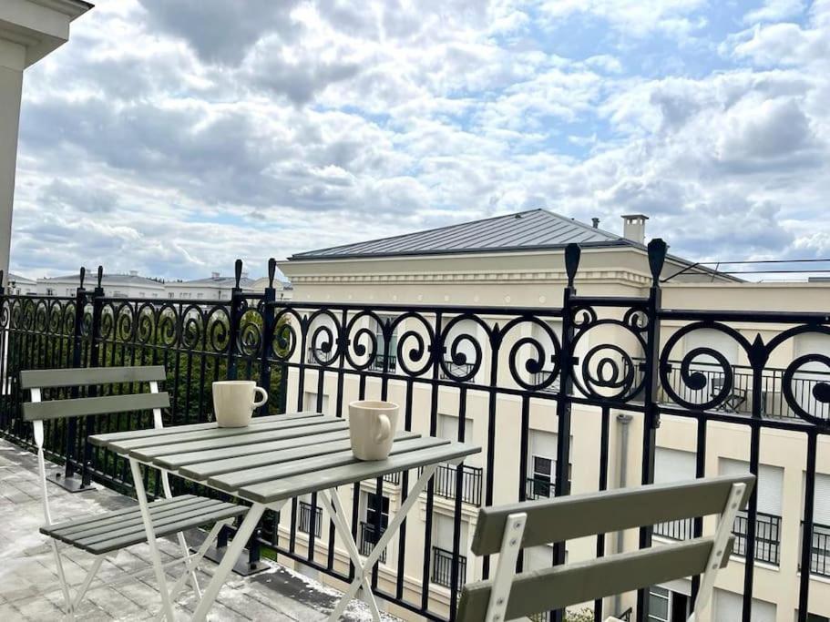 Suites Rive Gauche - 8Min De Disney - Chez Michel Serris Exterior foto