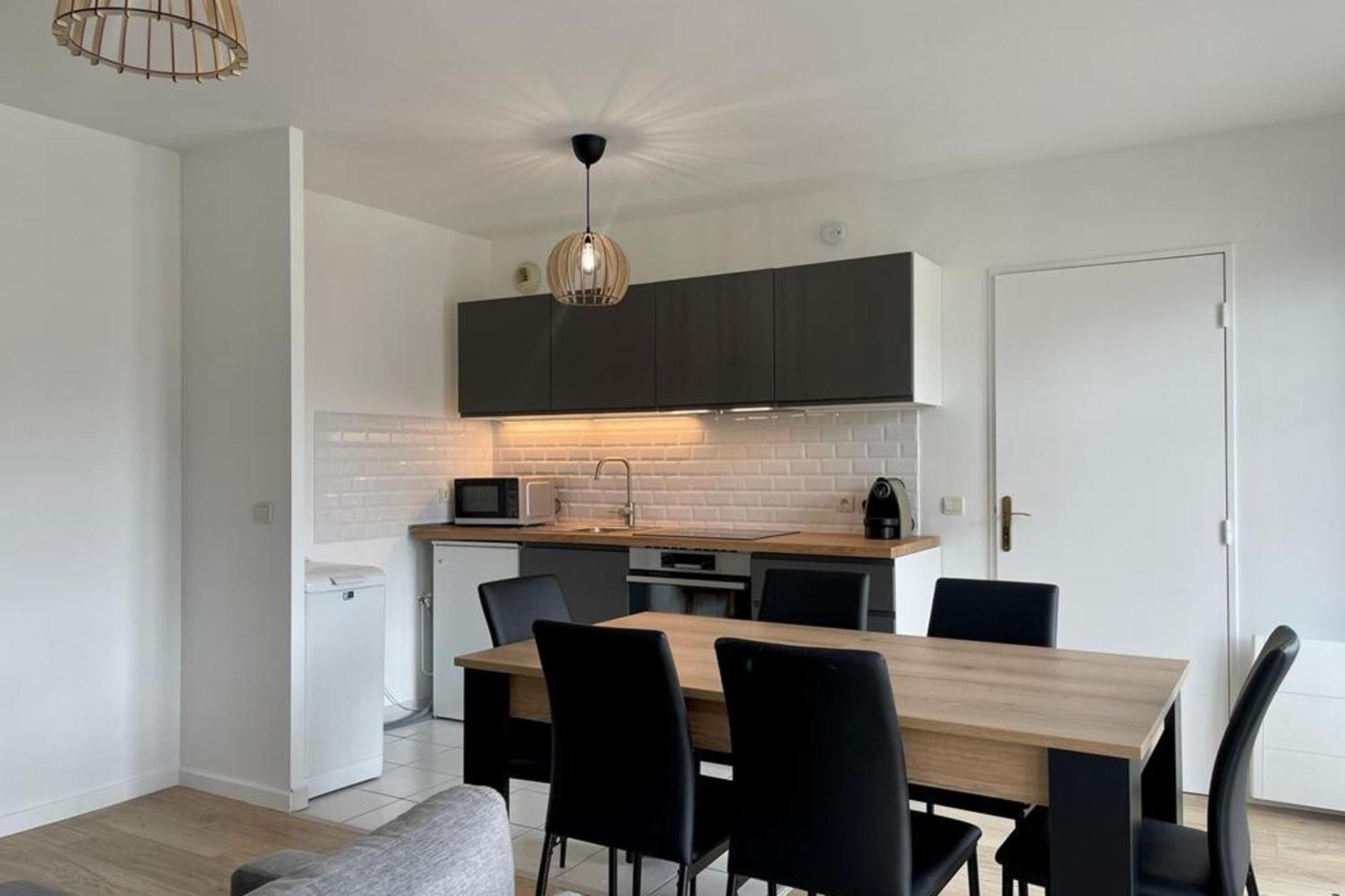 Suites Rive Gauche - 8Min De Disney - Chez Michel Serris Exterior foto