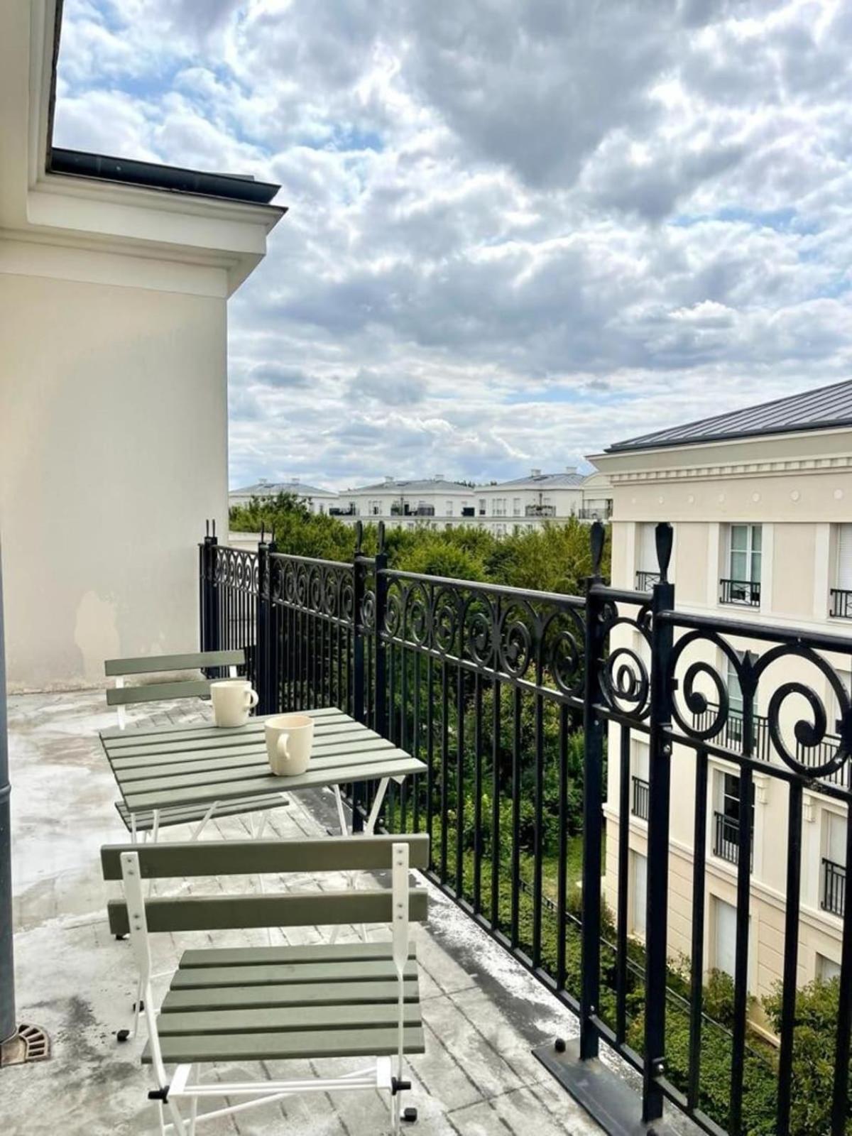 Suites Rive Gauche - 8Min De Disney - Chez Michel Serris Exterior foto